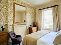 Plain interlined on a pole.